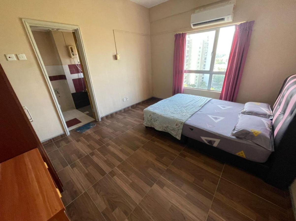 Fullhouse Marina View Villas Apartment Porto Dickson Exterior foto